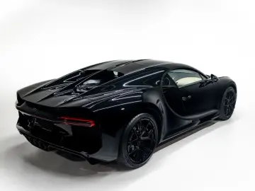 BUGATTI Chiron  SPORT
