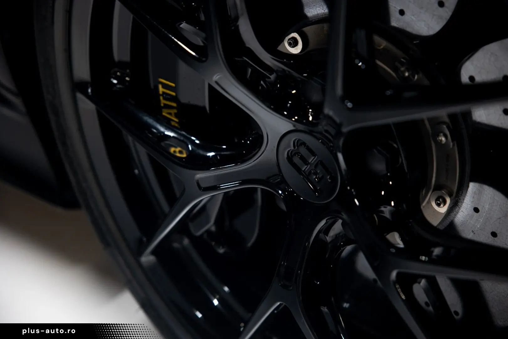 BUGATTI Chiron  SPORT