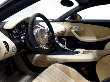 BUGATTI Chiron  SPORT