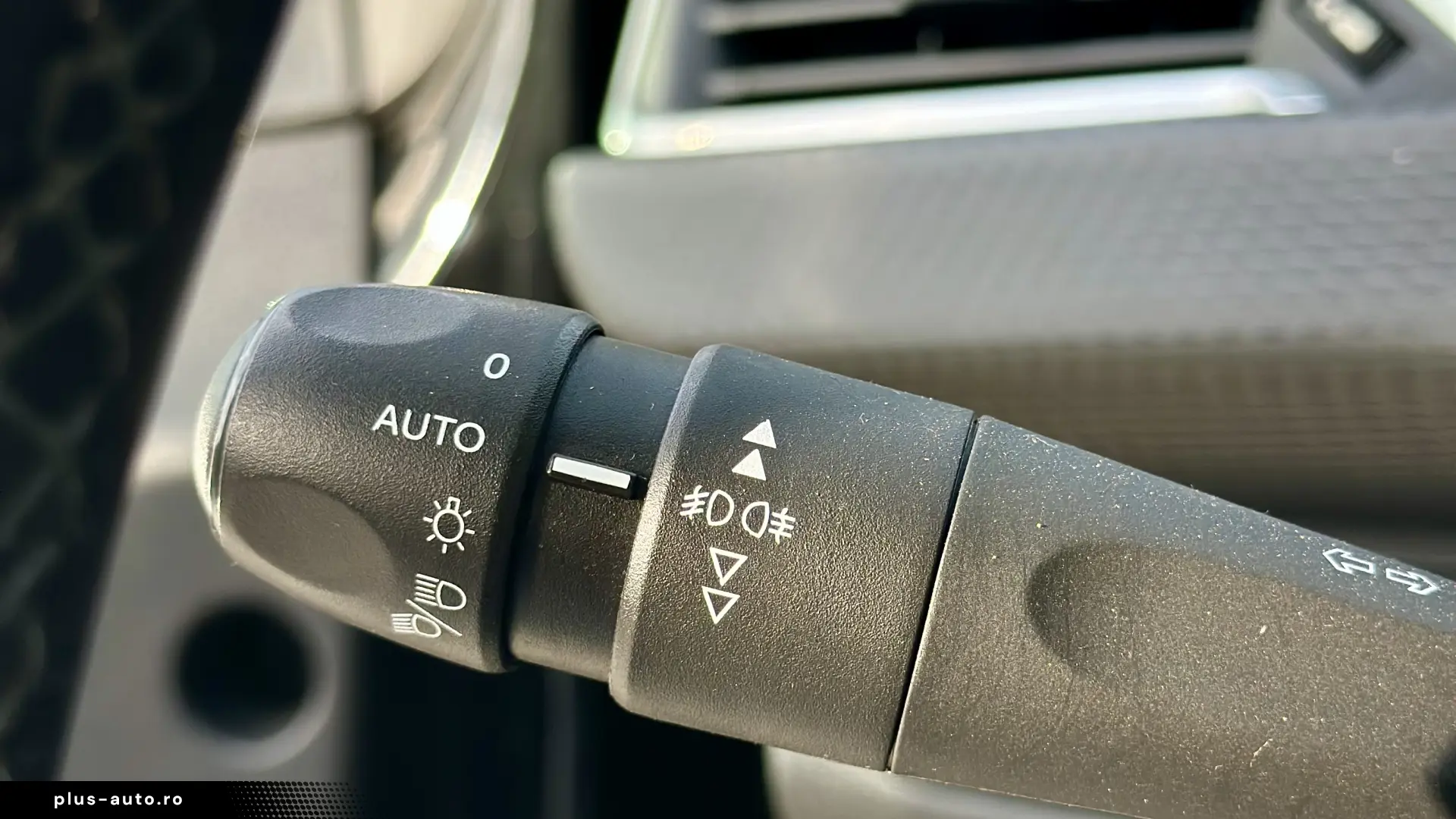 Peugeot 2008 2018 Crossway Moduri condus Rate Garantie
