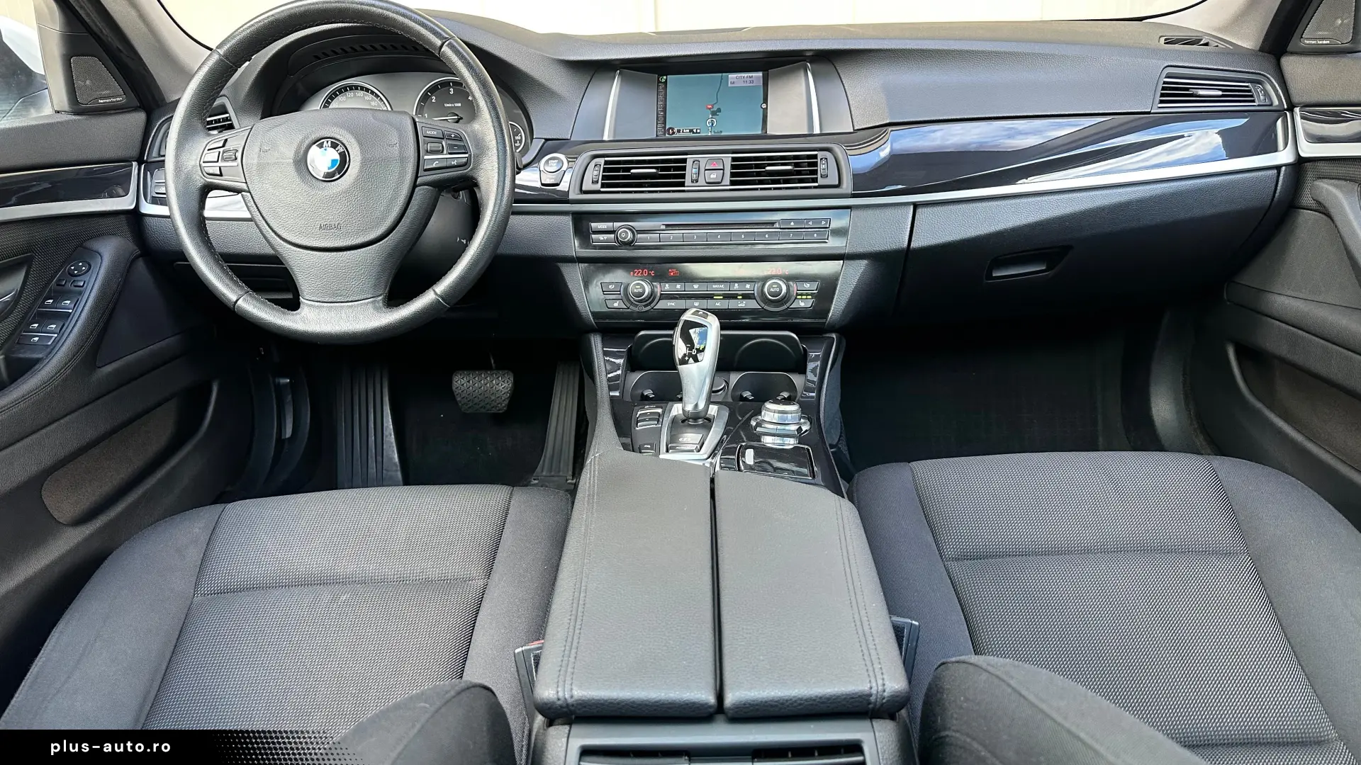 BMW Seria 5 SW 520d 2.0 Diesel 190 CP An 2017