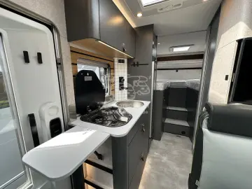 HYMER-ERIBA ML-T CrossOver 570