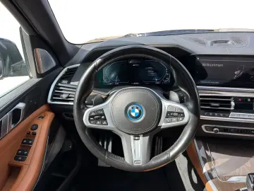 BMW X5 xDrive45e AHK Laser 360  HEAD-UP PANO RFK TV