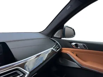 BMW X5 xDrive45e AHK Laser 360  HEAD-UP PANO RFK TV