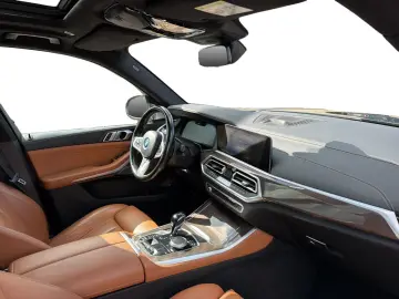 BMW X5 xDrive45e AHK Laser 360  HEAD-UP PANO RFK TV