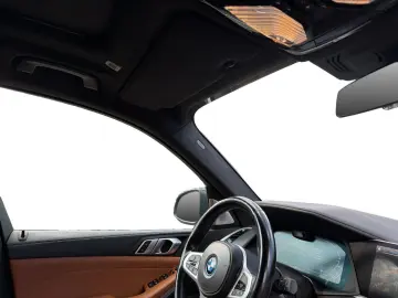 BMW X5 xDrive45e AHK Laser 360  HEAD-UP PANO RFK TV