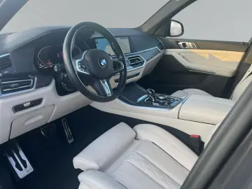 BMW X5 40d M Sport xDrive Laser HUD AHK Navi Leder