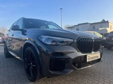 BMW X5 40d M Sport xDrive Laser HUD AHK Navi Leder