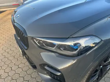 BMW X5 40d M Sport xDrive Laser HUD AHK Navi Leder
