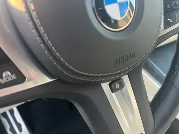 BMW X5 40d M Sport xDrive Laser HUD AHK Navi Leder