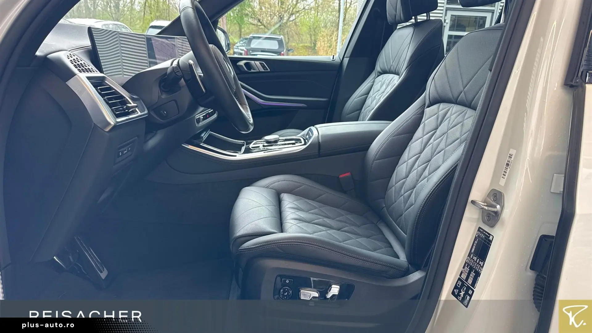 BMW X5 xDrive40i M-Sport PRO Navi Pano AHK Sitzbelü
