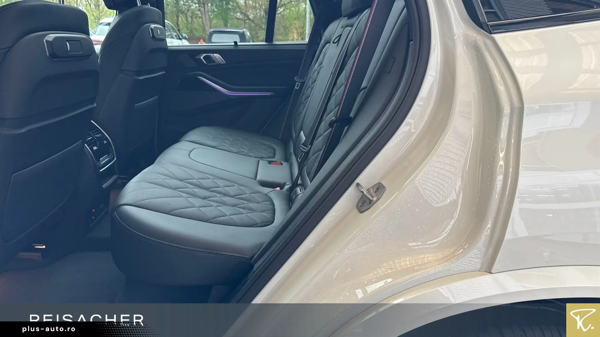 BMW X5 xDrive40i M-Sport PRO Navi Pano AHK Sitzbelü