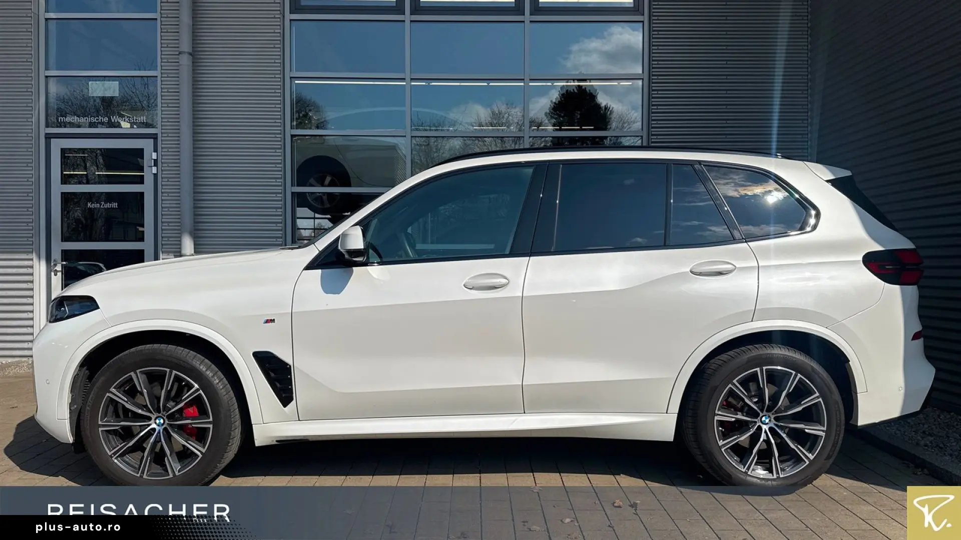 BMW X5 xDrive40i M-Sport PRO Navi Pano AHK Sitzbelü