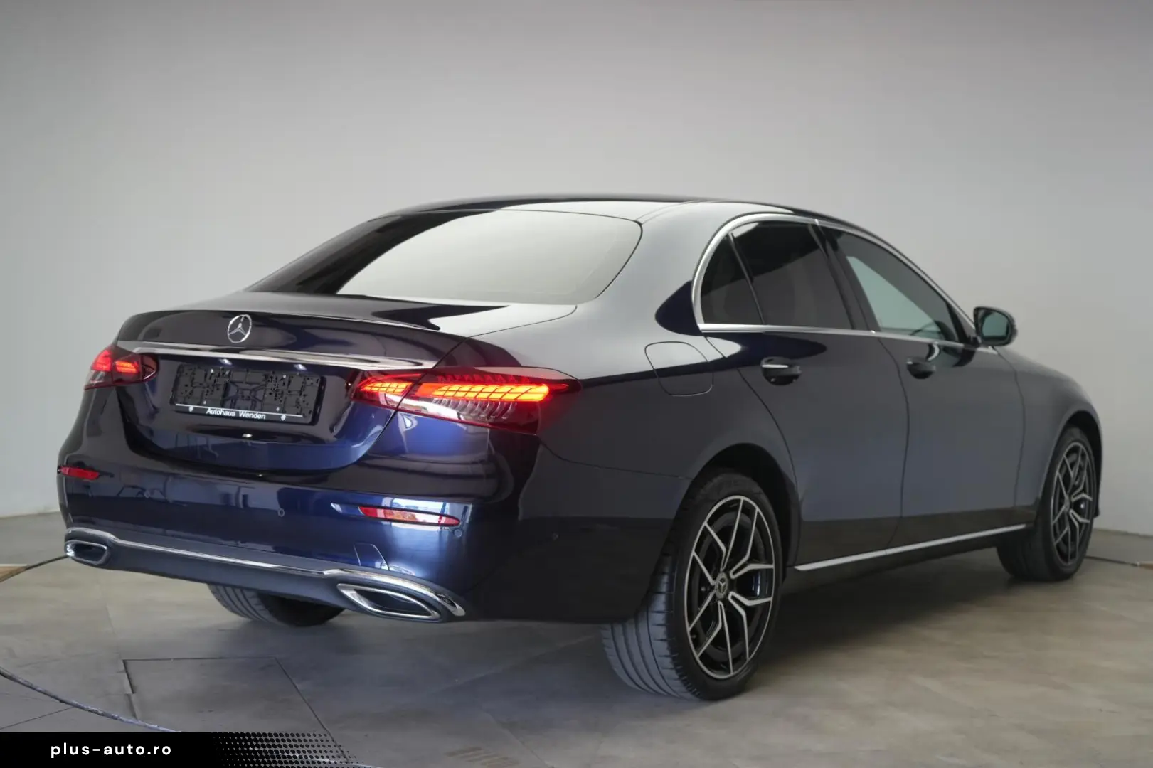 MERCEDES-BENZ E 400 d 4Matic 9G-Tronic