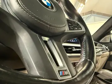 BMW X6 M60i xDrive   B&W DIAMOND • SKY LOUNGE • MASSAGE