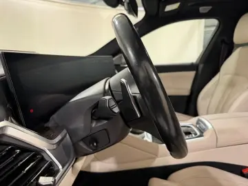 BMW X6 M60i xDrive   B&W DIAMOND • SKY LOUNGE • MASSAGE