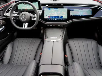 MERCEDES-BENZ E 300e 4M AMG Premium H-Lenkung Hypers…