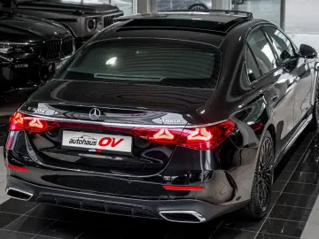 MERCEDES-BENZ E 300e 4M AMG Premium H-Lenkung Hypers…