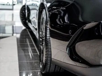 MERCEDES-BENZ E 300e 4M AMG Premium H-Lenkung Hypers…