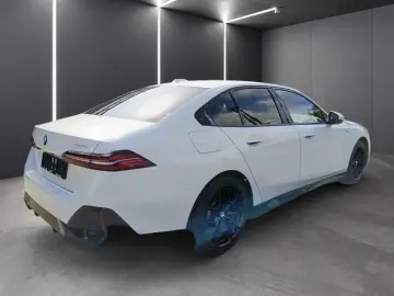 BMW 520i M SPORT