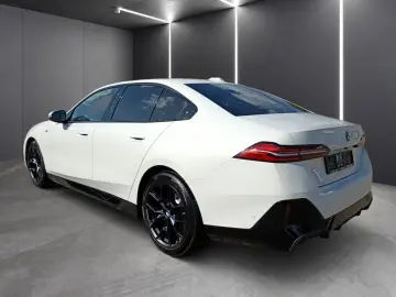 BMW 520i M SPORT