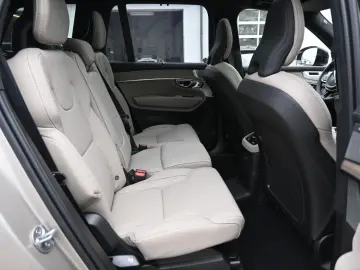 VOLVO XC90 T8 AWD Ultra Dark Facelift 360  LUFT VOLL