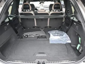 VOLVO XC90 T8 AWD Ultra Dark Facelift 360  LUFT VOLL