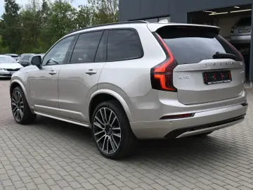 VOLVO XC90 T8 AWD Ultra Dark Facelift 360  LUFT VOLL