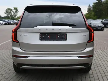 VOLVO XC90 T8 AWD Ultra Dark Facelift 360  LUFT VOLL