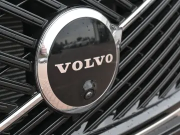VOLVO XC90 T8 AWD Ultra Dark Facelift 360  LUFT VOLL