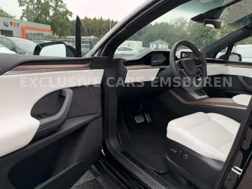 TESLA MODEL X PALLADIUM   WHITE SEAT   MATRIX   AP 4