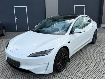 TESLA Model 3 Performance Long Range Dual AWD