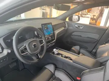 Volvo XC60 T6 AWD Plus Black Edition