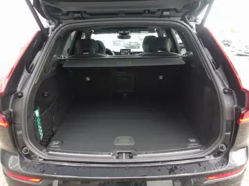 Volvo XC60 Black Edition B5 AWD