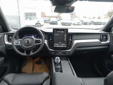 Volvo XC60 Black Edition B5 AWD