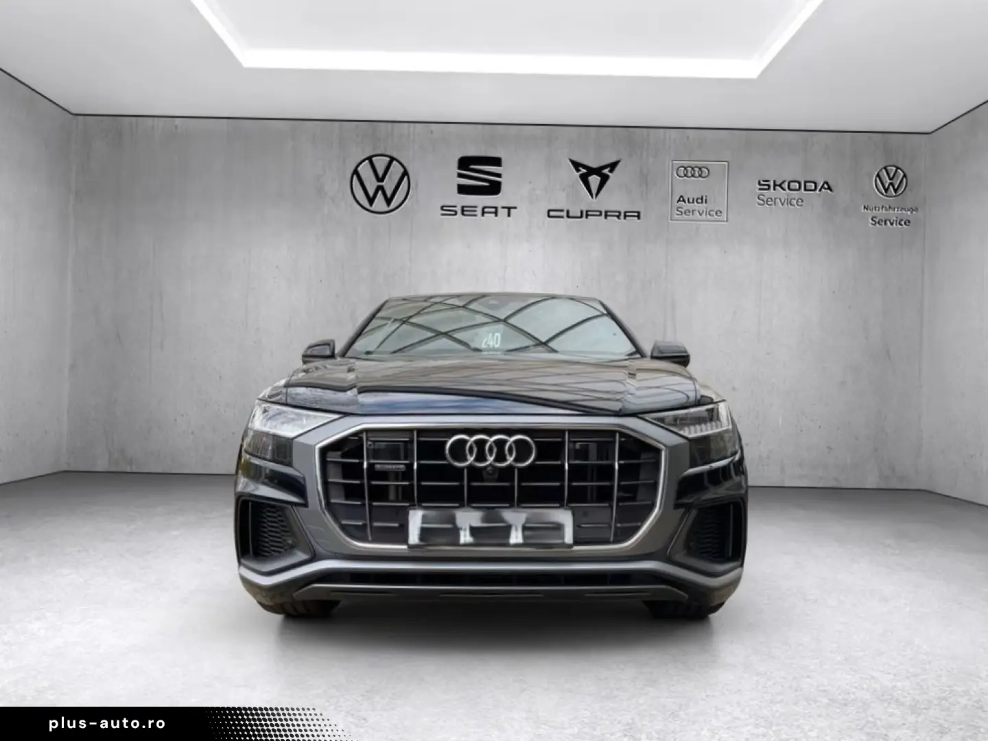 AUDI Q8 55 TFSI e quattro