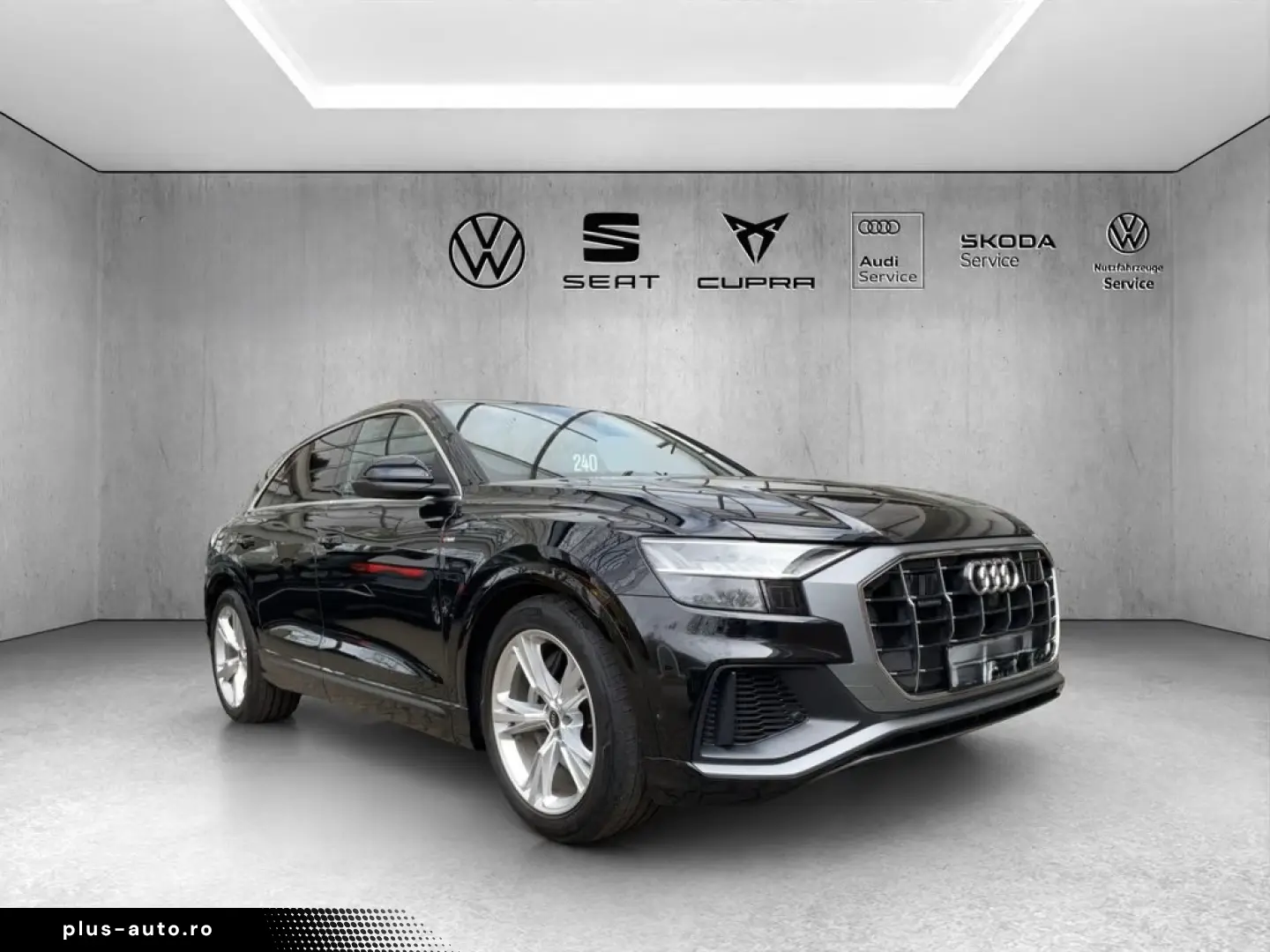 AUDI Q8 55 TFSI e quattro
