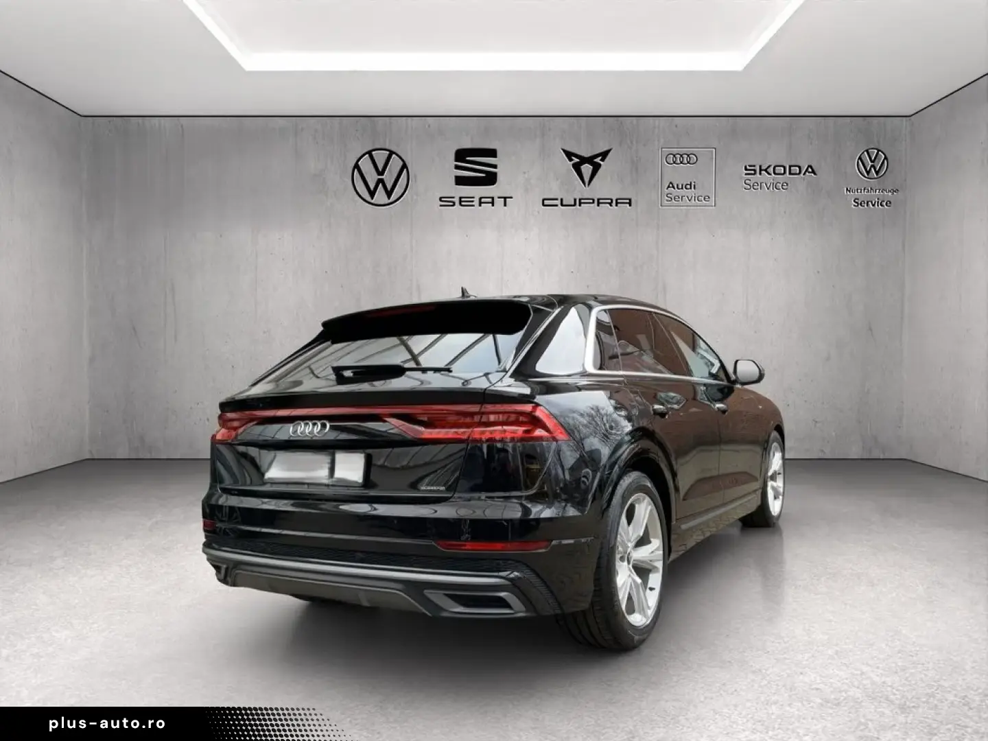 AUDI Q8 55 TFSI e quattro
