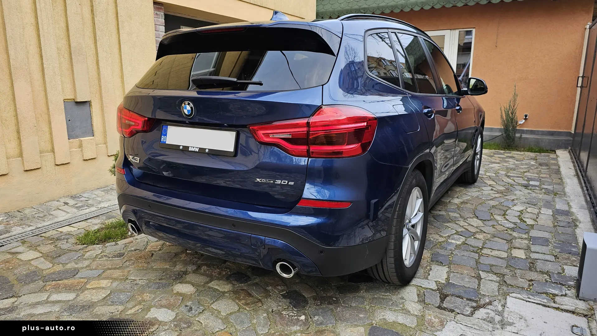 BMW X3 xDrive30e Plug-in Hybrid • Nov. 2020 • 93.000 km