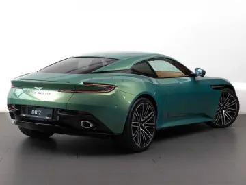ASTON MARTIN DB12 4.0 V8