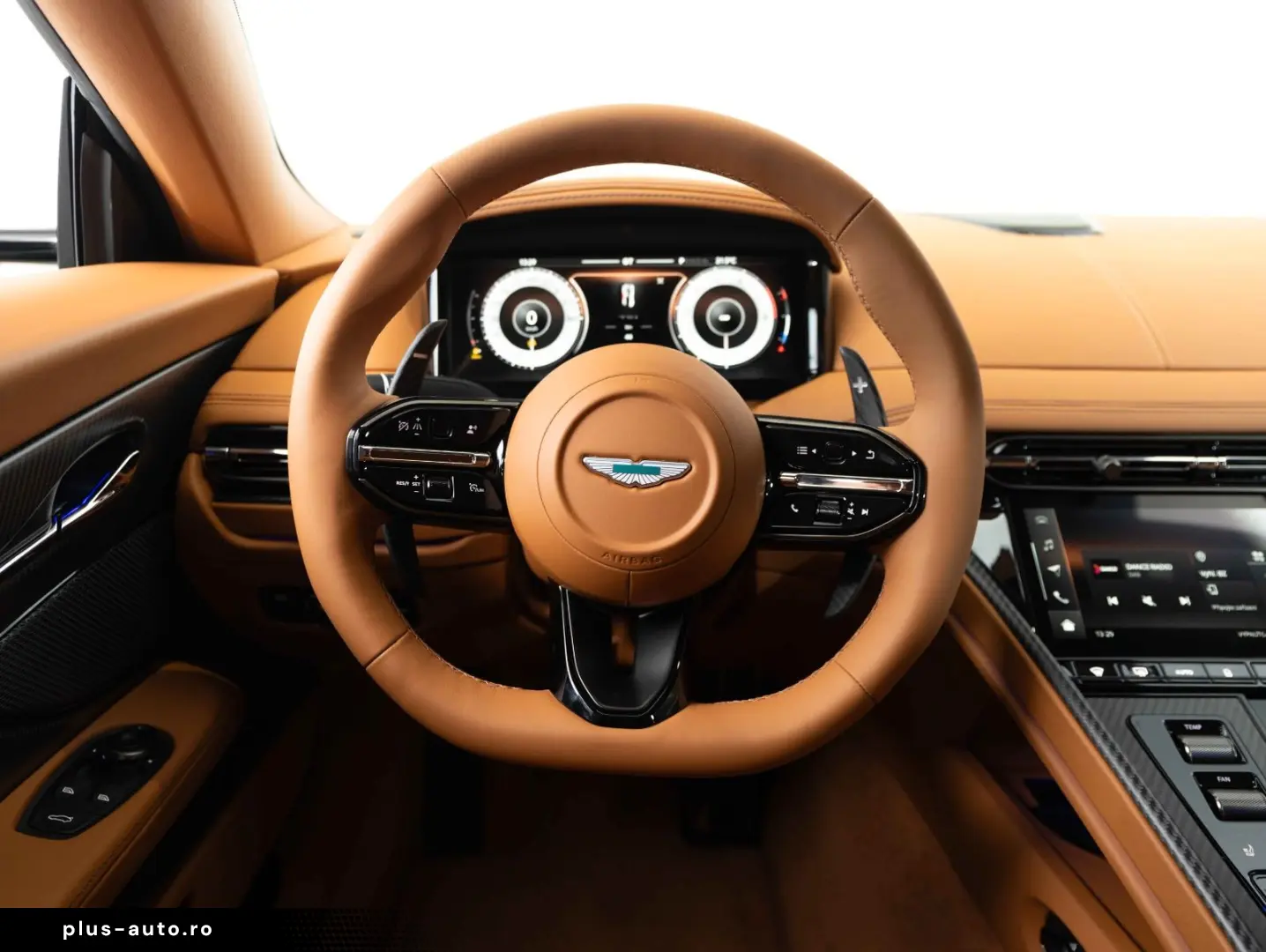 ASTON MARTIN DB12 4.0 V8
