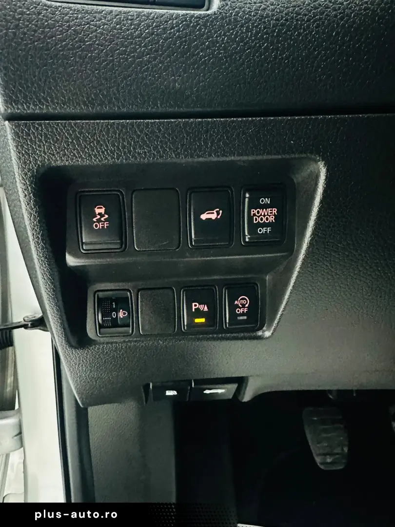 NISSAN X-TRAIL 2015 1.6D E5 Garantie 12 Luni Rate Avans 0 Do