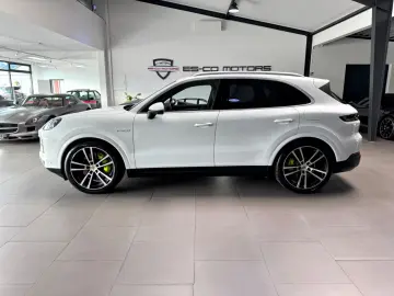 PORSCHE CAYENNE E-HYBRID B-DISPLAY MASSAGE HD-MATRIX 22