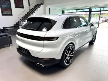 PORSCHE CAYENNE E-HYBRID B-DISPLAY MASSAGE HD-MATRIX 22