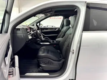 PORSCHE CAYENNE E-HYBRID B-DISPLAY MASSAGE HD-MATRIX 22