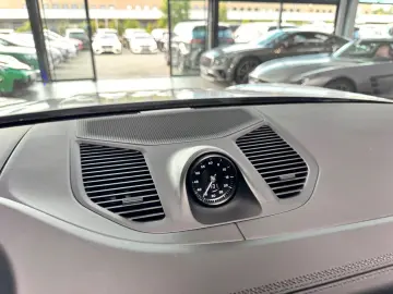 PORSCHE CAYENNE E-HYBRID B-DISPLAY MASSAGE HD-MATRIX 22