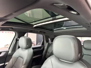 PORSCHE CAYENNE E-HYBRID B-DISPLAY MASSAGE HD-MATRIX 22