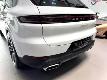 PORSCHE CAYENNE E-HYBRID B-DISPLAY MASSAGE HD-MATRIX 22