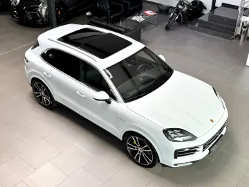 PORSCHE CAYENNE E-HYBRID B-DISPLAY MASSAGE HD-MATRIX 22