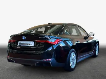 BMW i4 eDrive35 Gran Coupe Glasdach Navi AHK